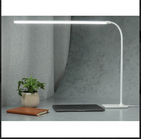 TRIUMPH Sabre LED Table Lamp With USB Charger white